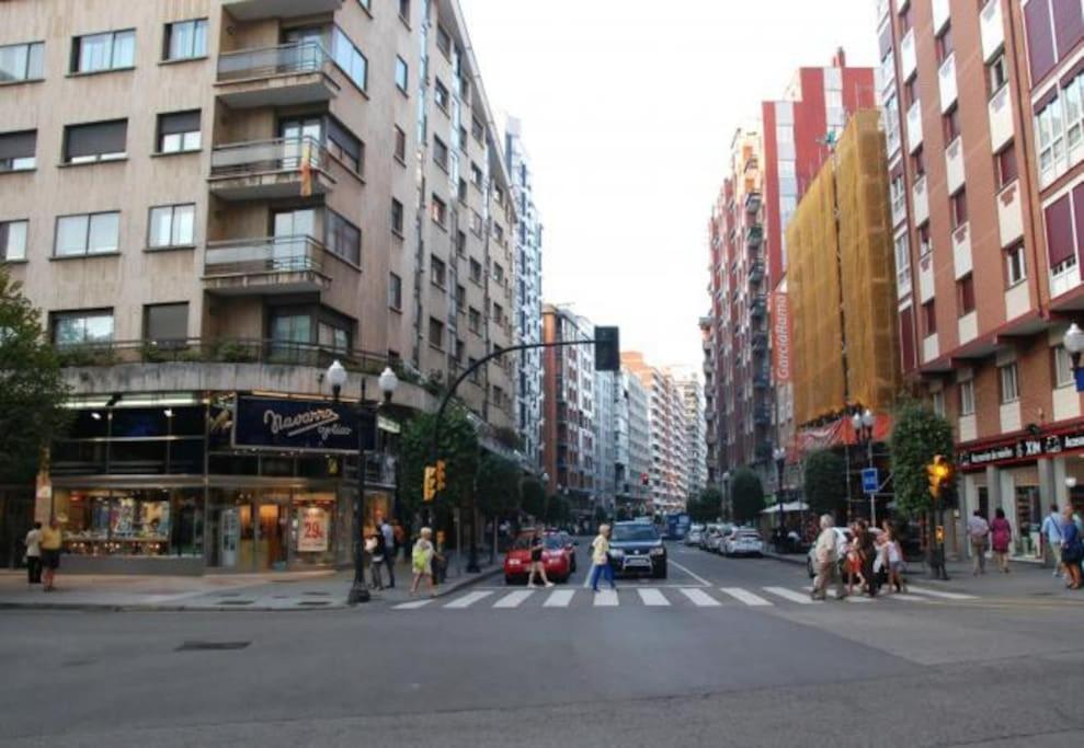 Rocamar Centro Playa San Lorenzo - Parking Gratuito Gijon Bagian luar foto